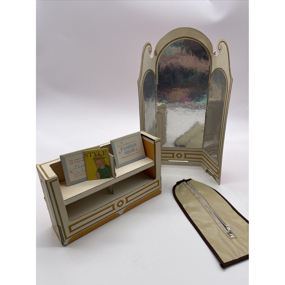 Vintage Barbie Fashion Shop Original 1962 Mirror, Showcase‎ Books Garment Bag